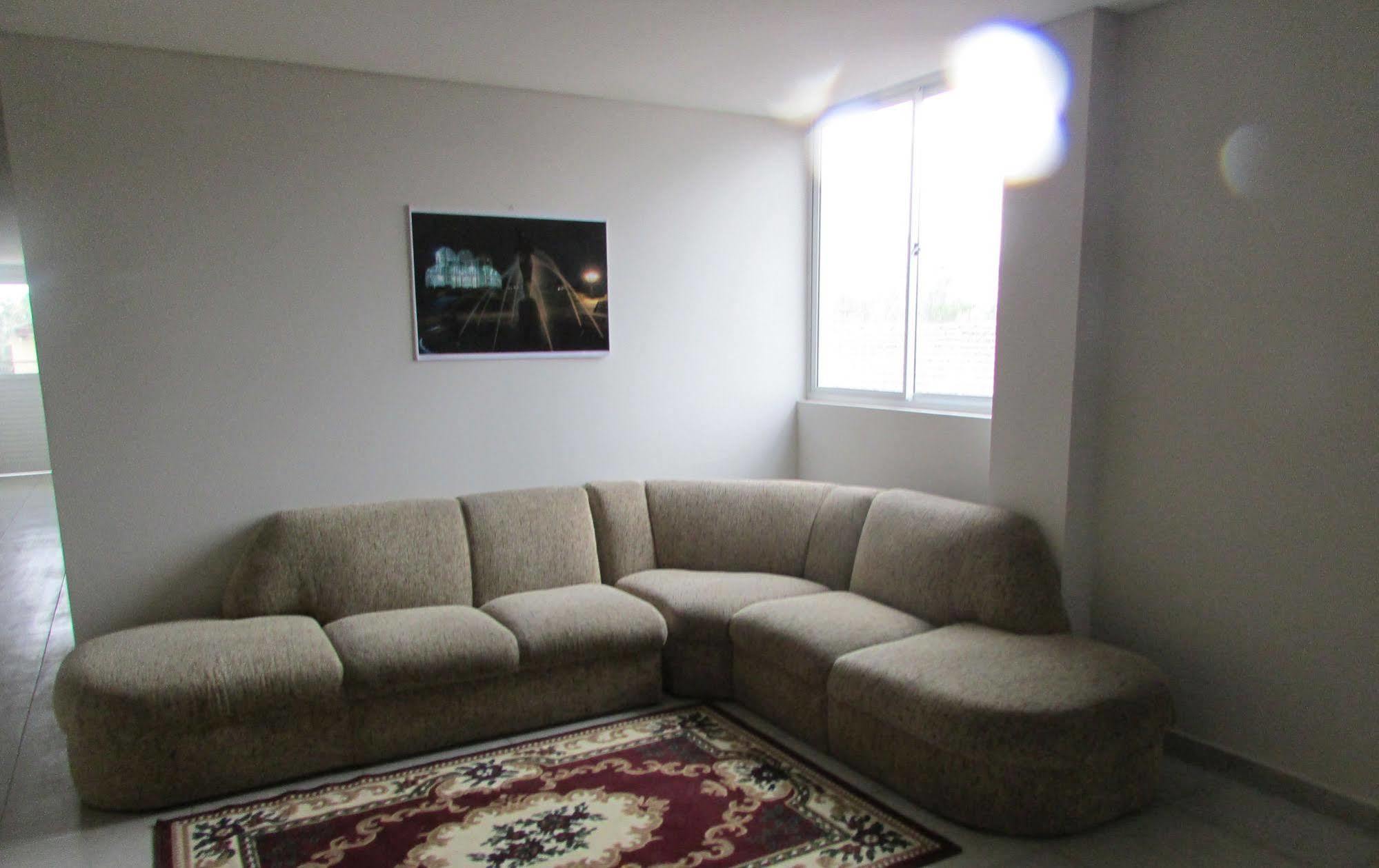 Villa Tata Suites Ltda Куритиба Екстериор снимка
